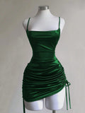 VESTIDO DE MUJER CON TIRANTES Y FRUNCIDO UN LADO