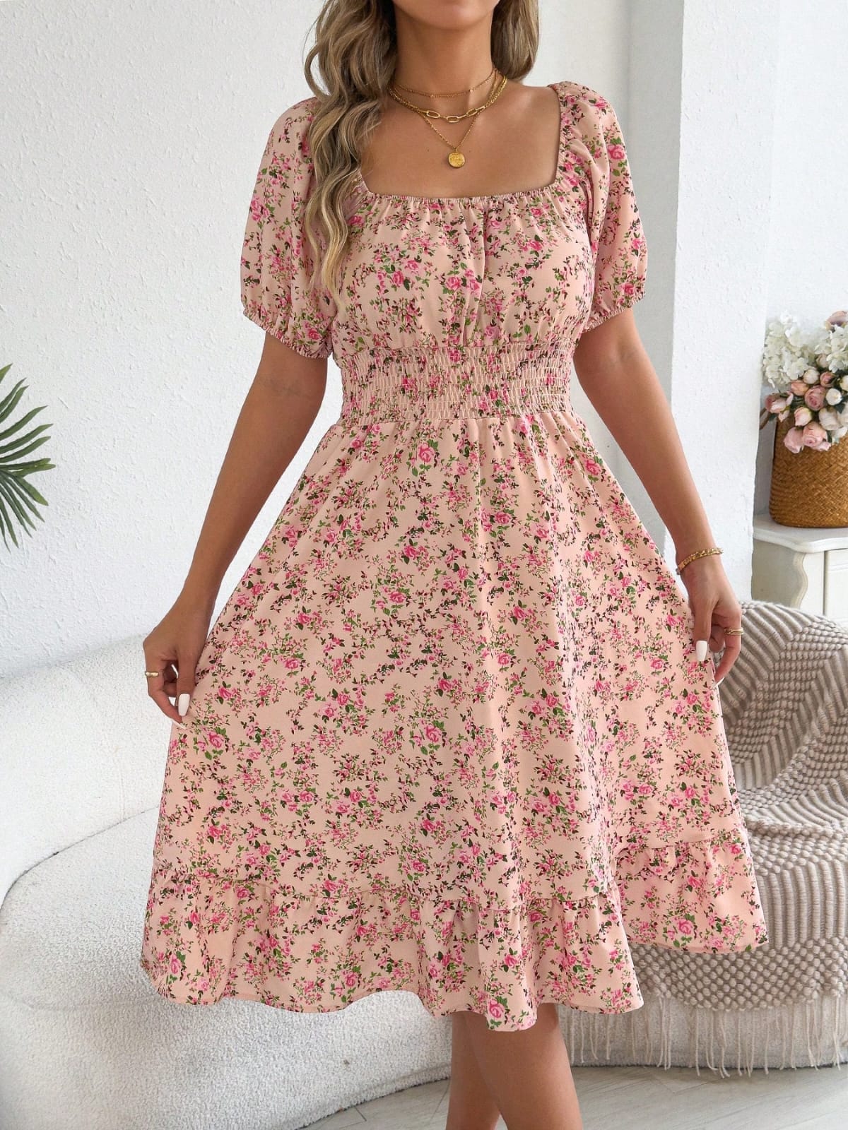 VESTIDO DE MUJER CON ESTAMPADO FLORAL