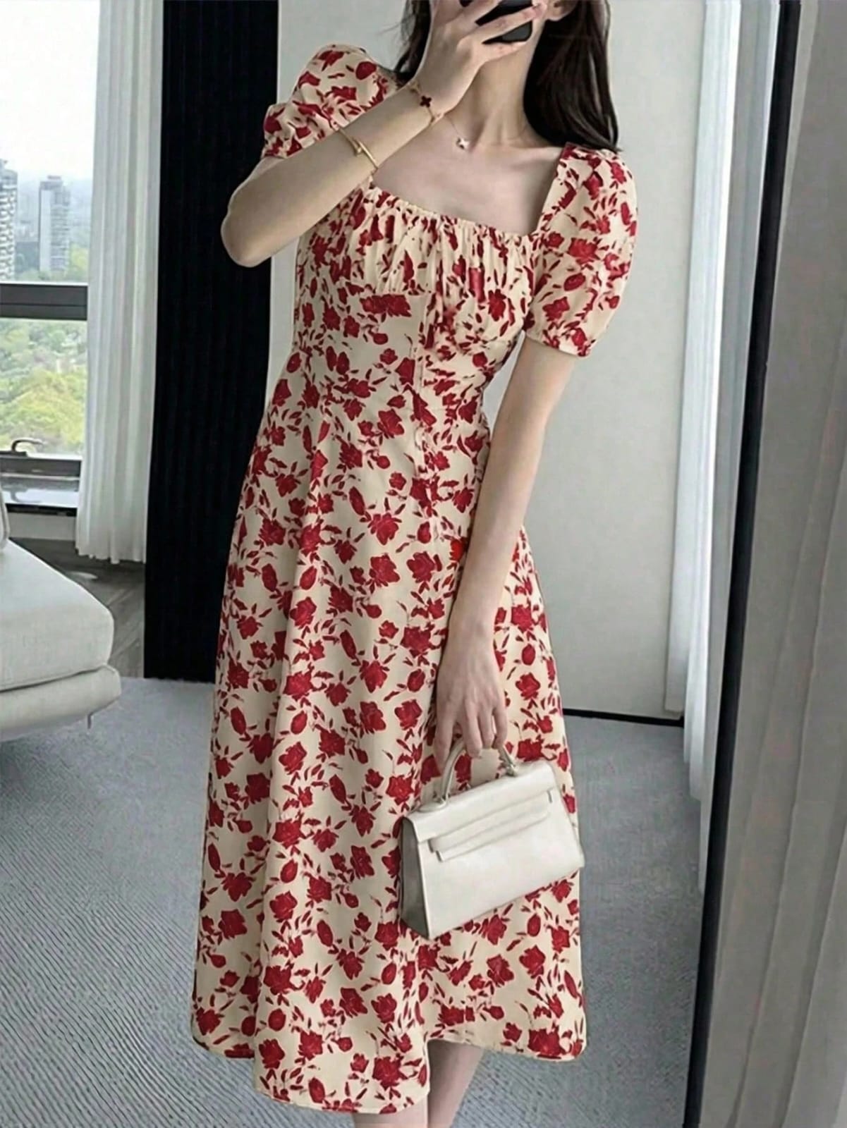 VESTIDO DE MUJER CON ESTAMPADO FLORAL