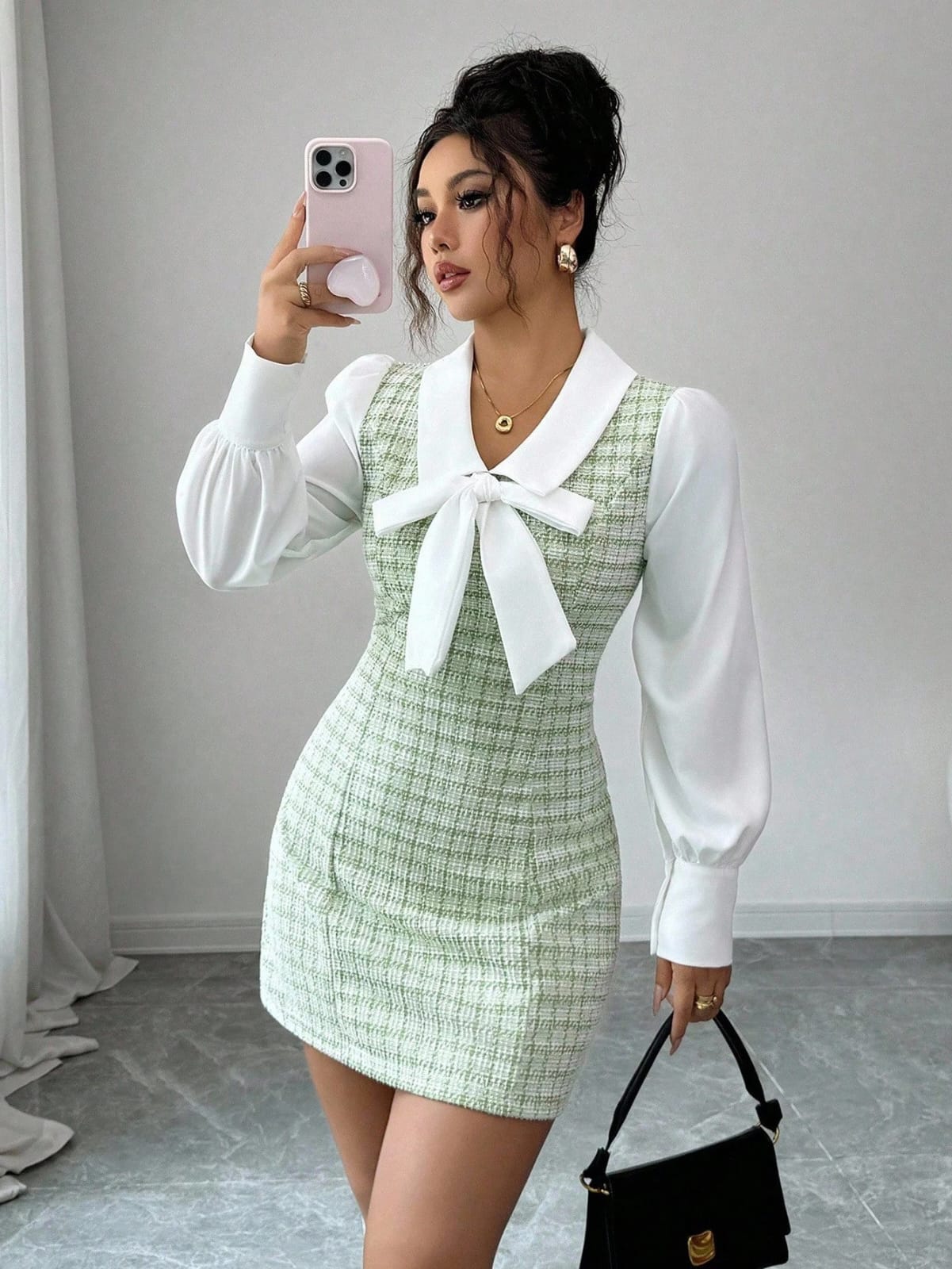 VESTIDO DE MUJER DE MANGA LARGA Y DECORACION DE LAZO
