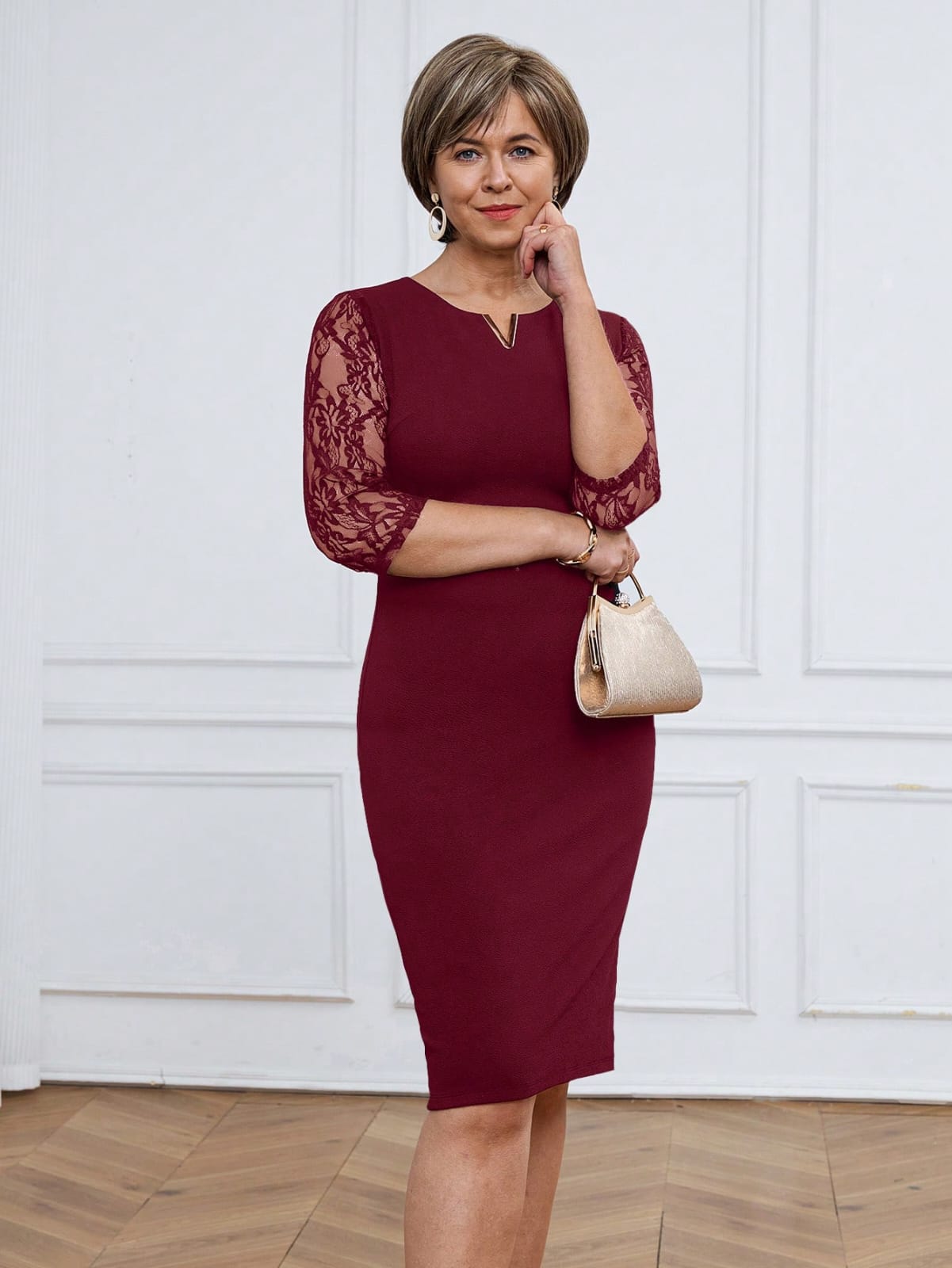 VESTIDO DE MUJER CON MANGAS DE ENCAJE