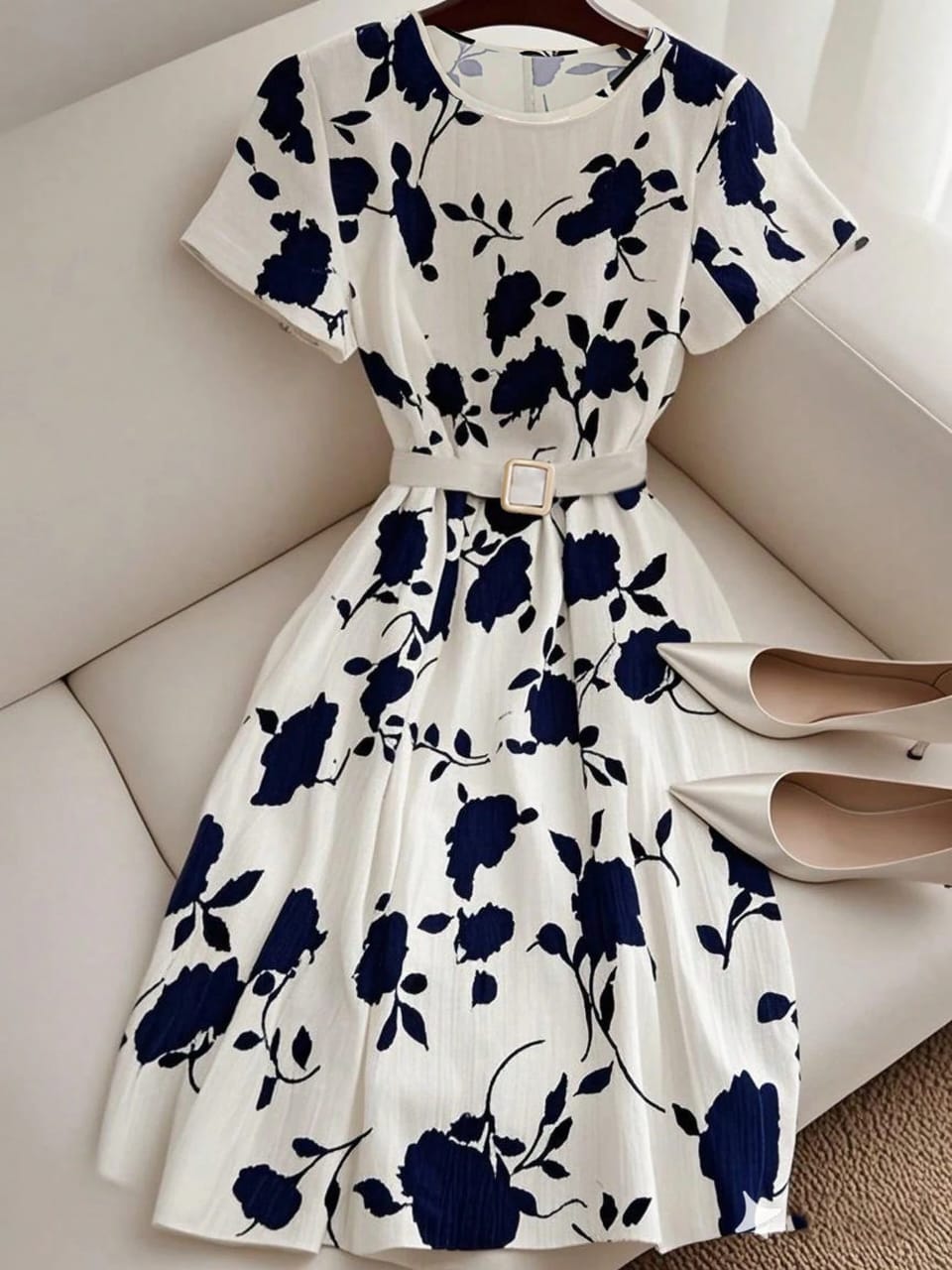 VESTIDO DE MUJER CON CINTURON