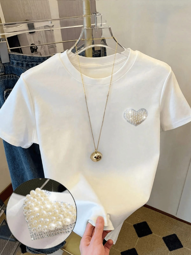CAMISA CON CORAZON DE MUJER