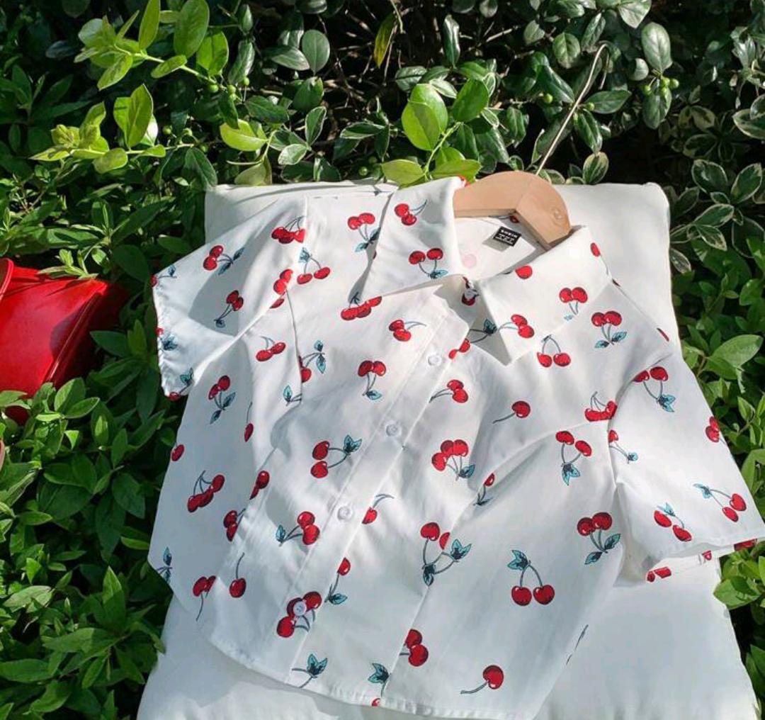 CAMISA DE MUJER  CEREZA