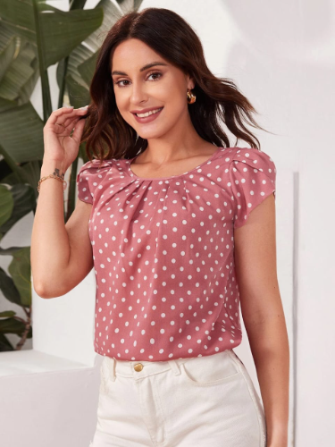 CAMISA ROSA CON PUNTOS BLANCOS TALLA M