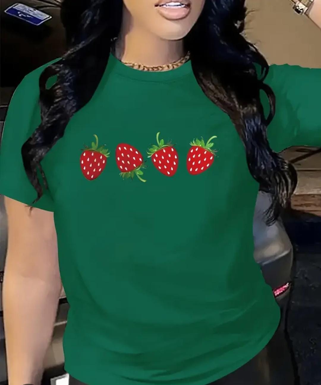 CAMISA CON DIBUJOS DE FRESA DE MUJER