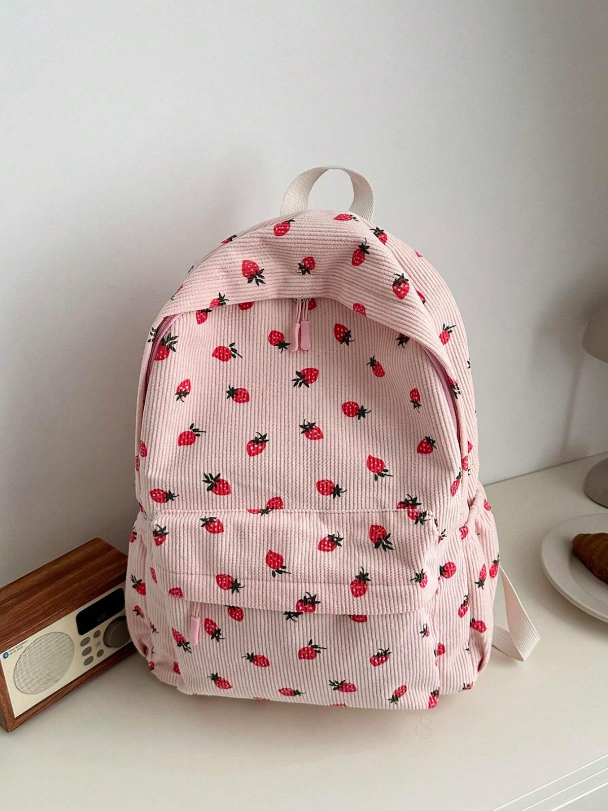 MOCHILA DE   FRESAS