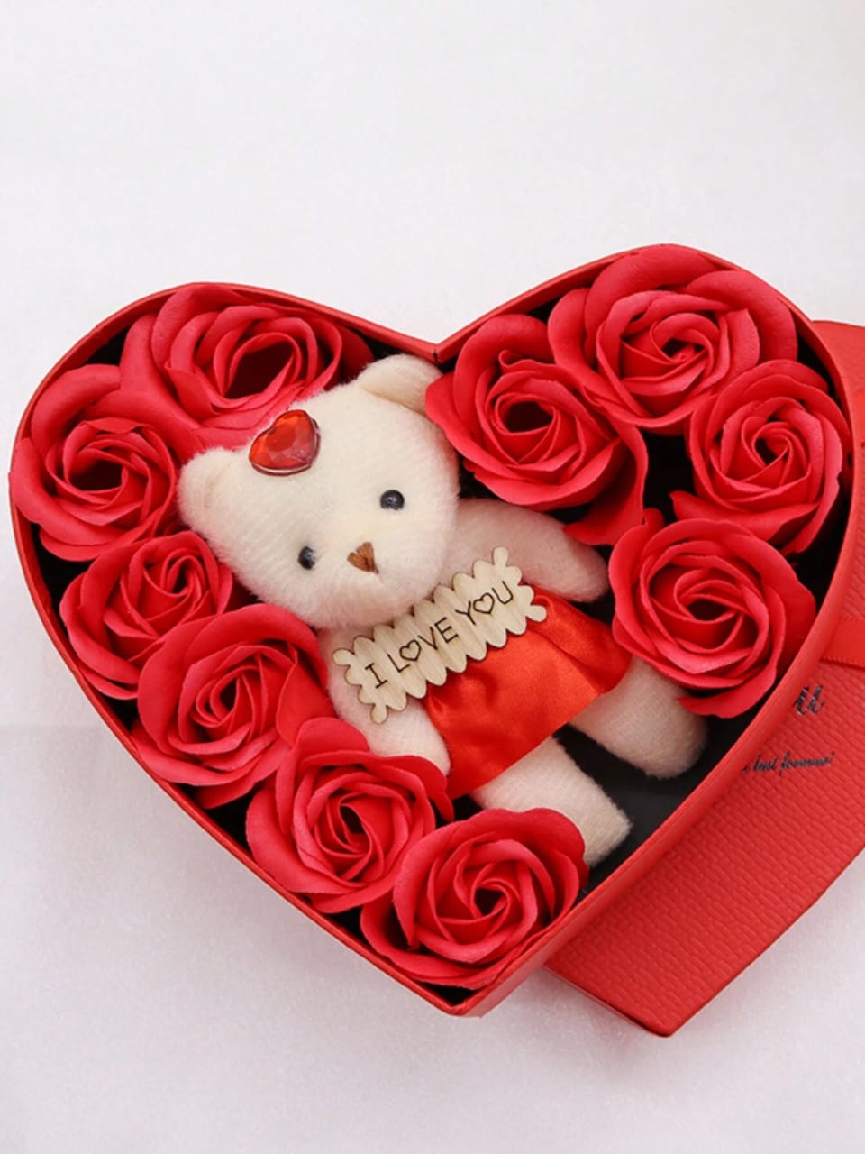 CAJITA DE CORAZON COLOR ROJA