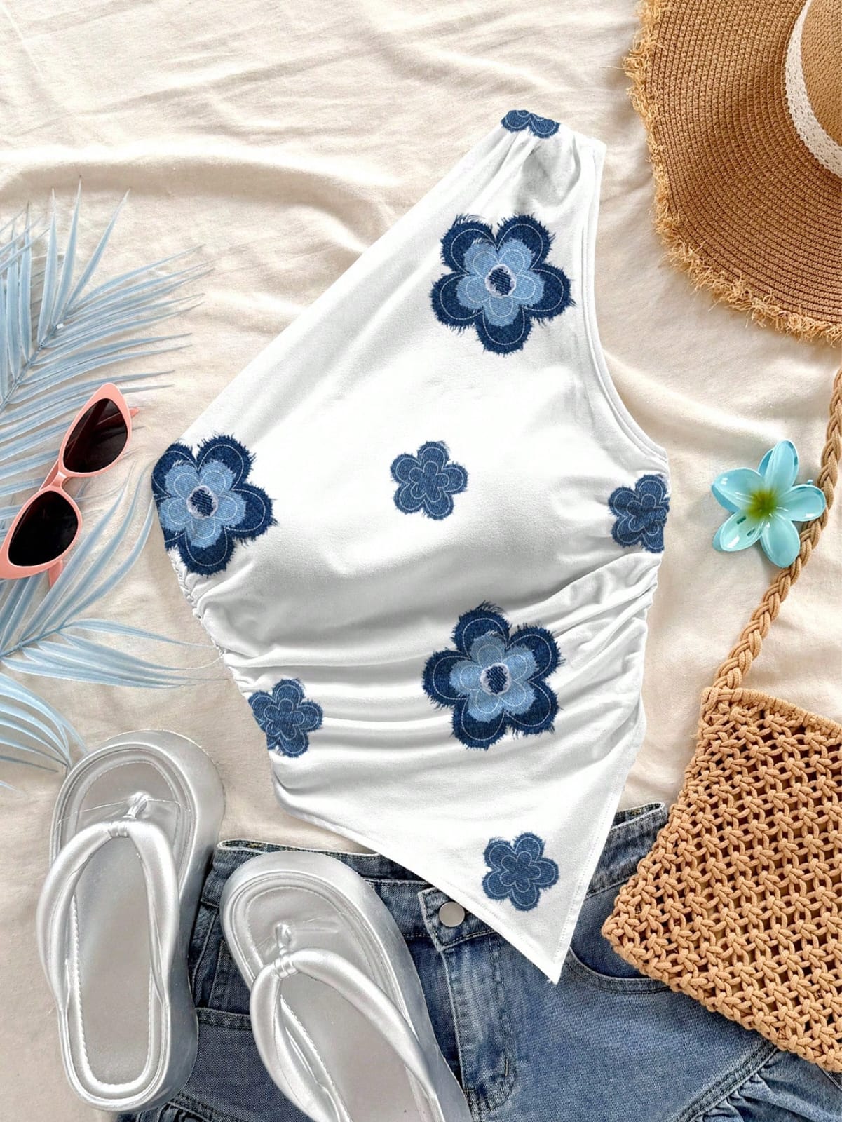 BLUSA  CON ESTANPADO DE FLOR