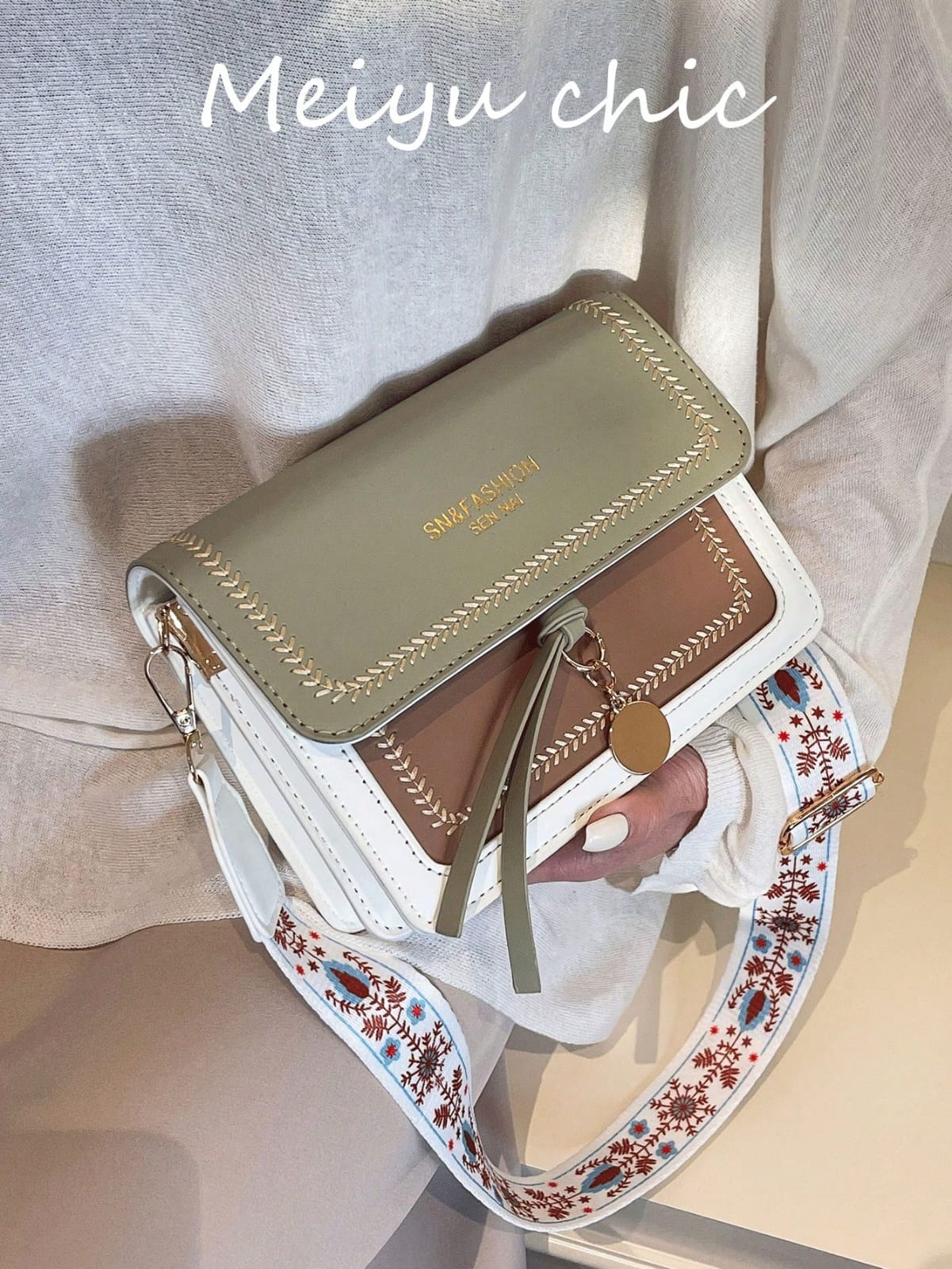 CARTERA MULTICOLOR DE MUJER 0009080