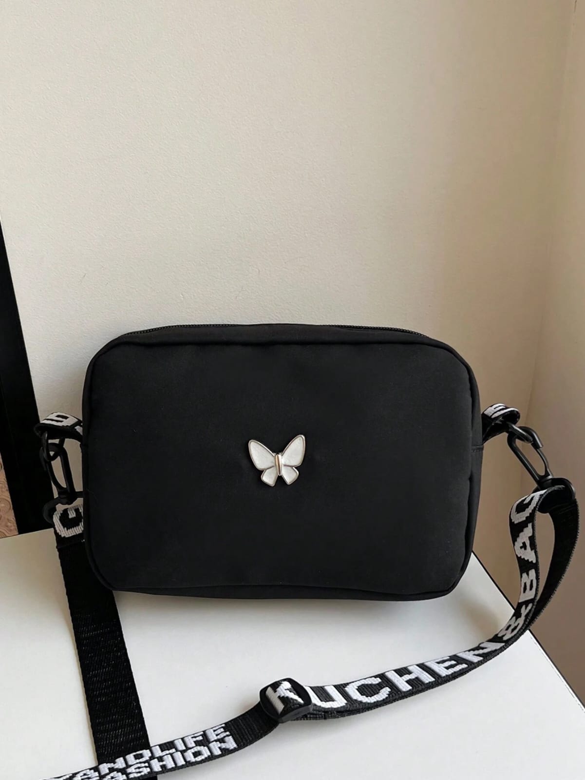 CARTERA NEGRA CON MARIPOSA 0009086