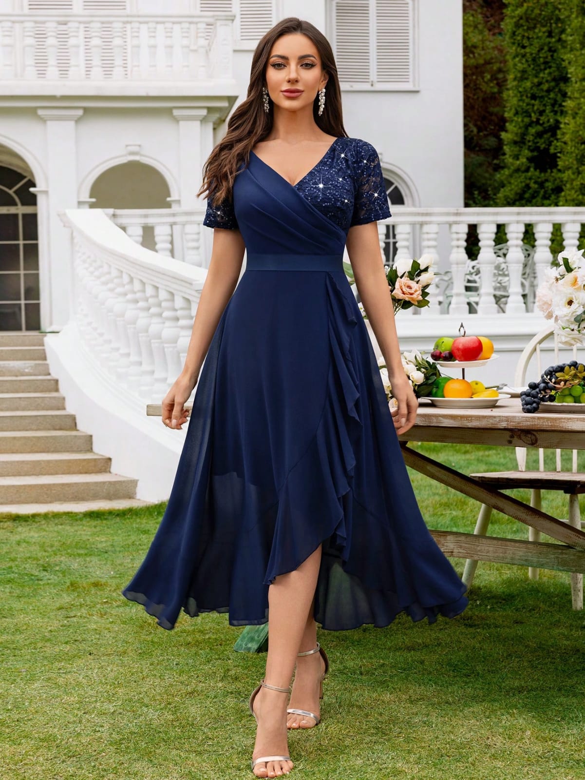 VESTIDO CON BLONDA AZUL DE COLA 0009384