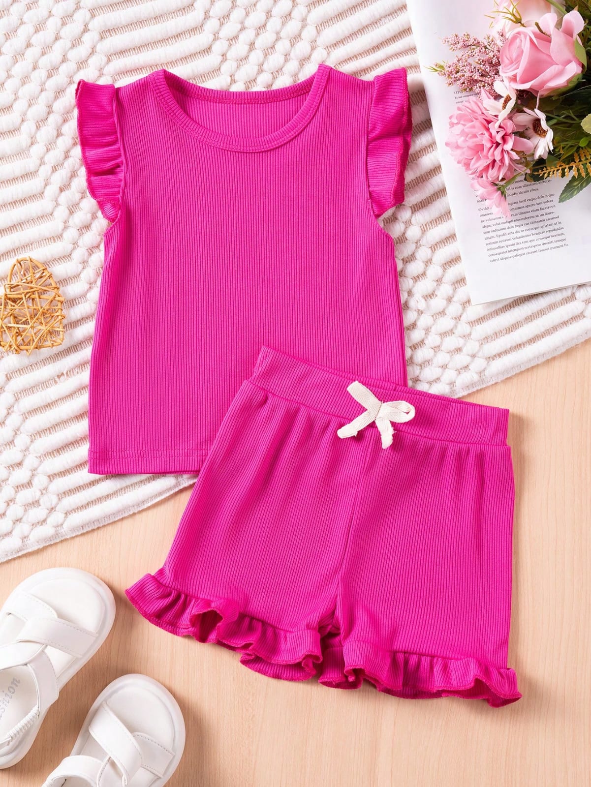 CONJUNTO ROSADO DE SHORT DE NIÑA