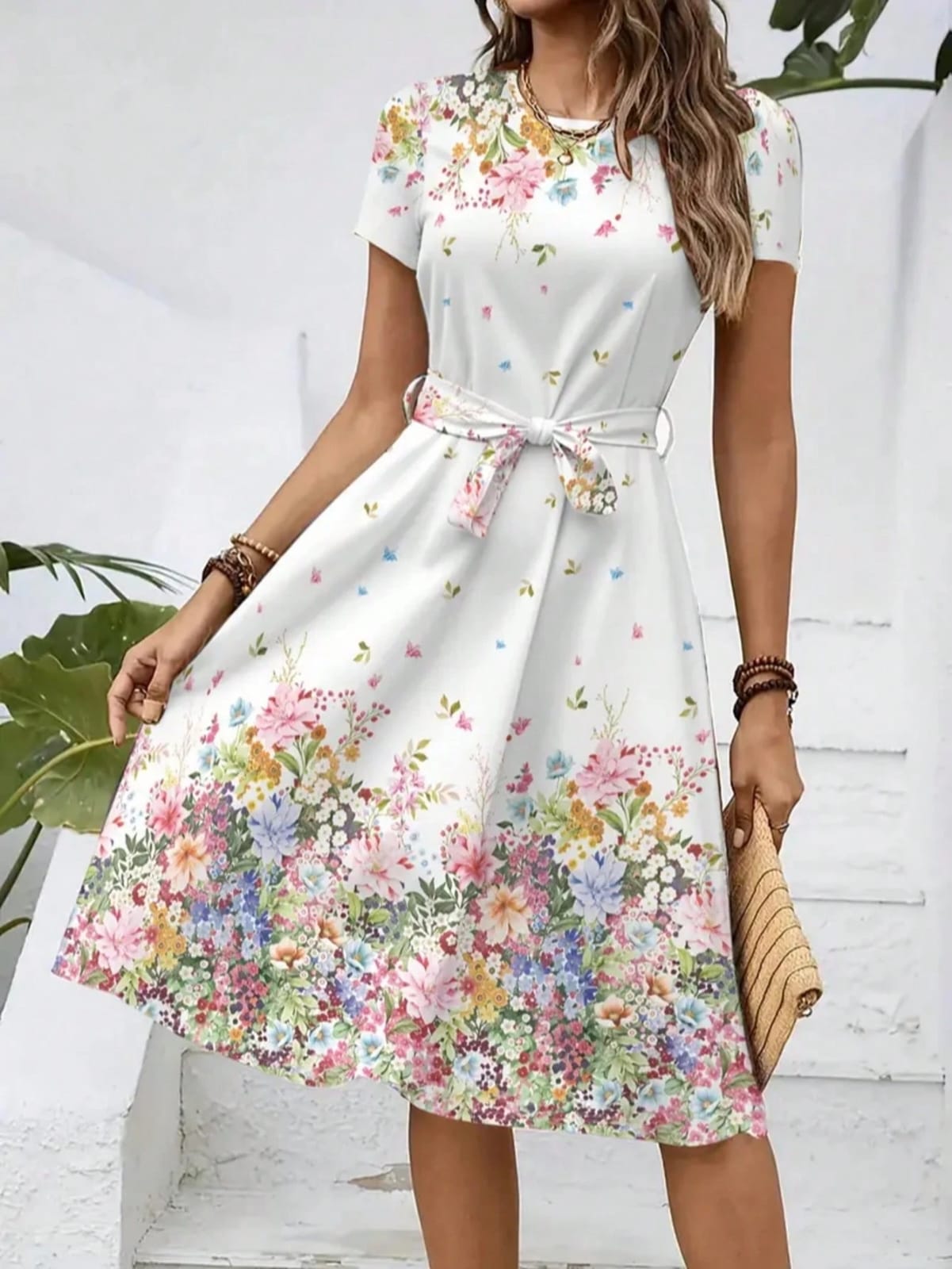 VESTIDO CON FLORES DE DAMA