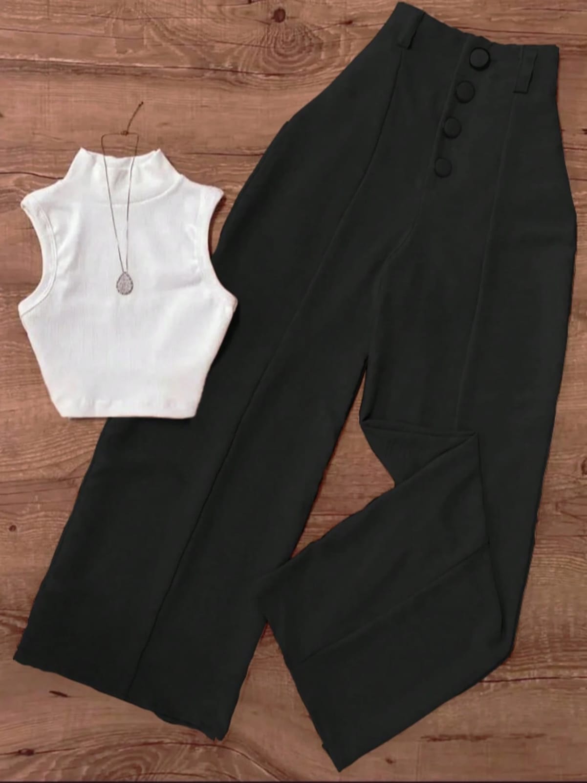 CONJUNTO DE PANTALONETA DE DAMA