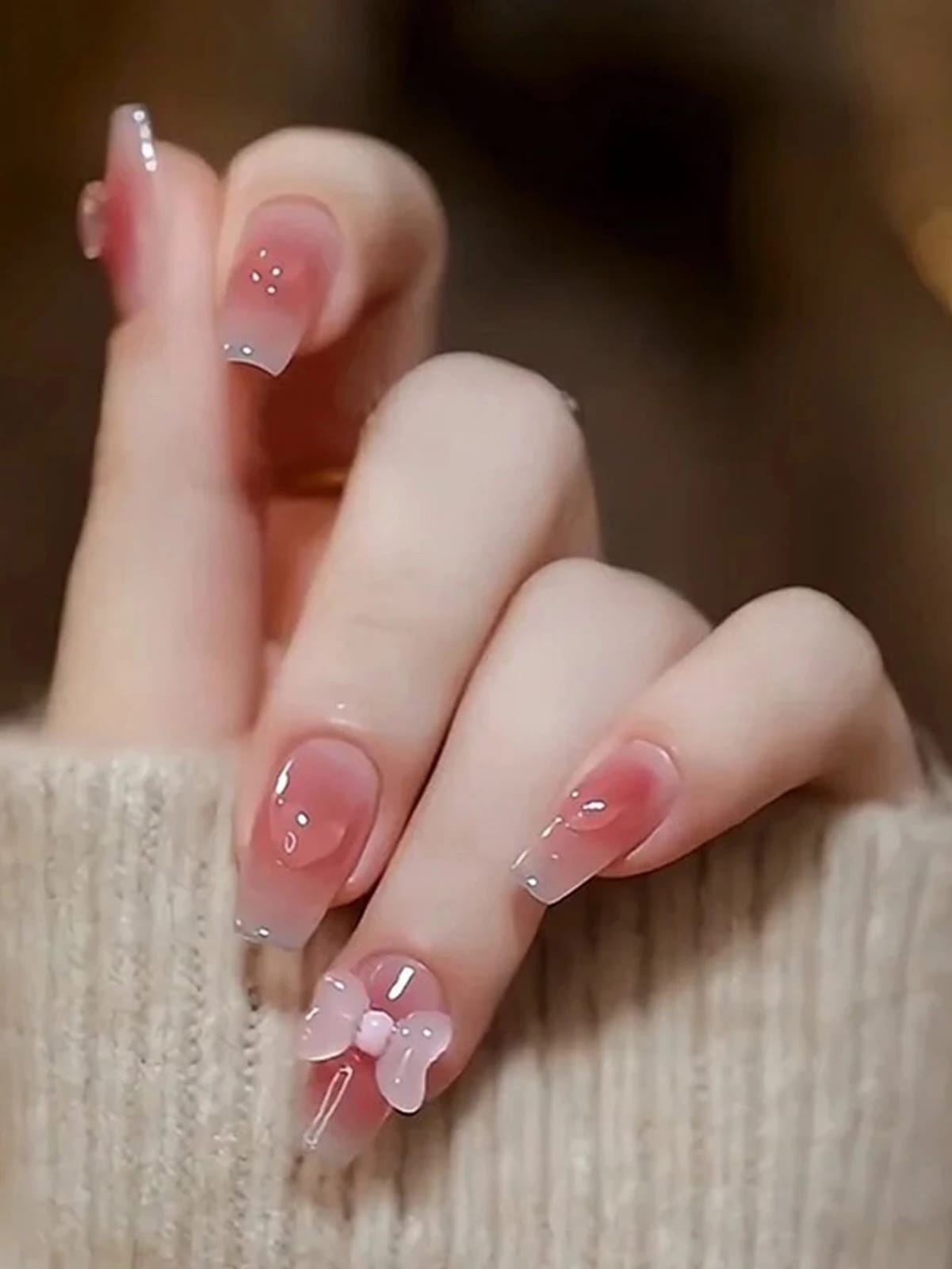 CAJITA DE UÑAS POSTIZAS