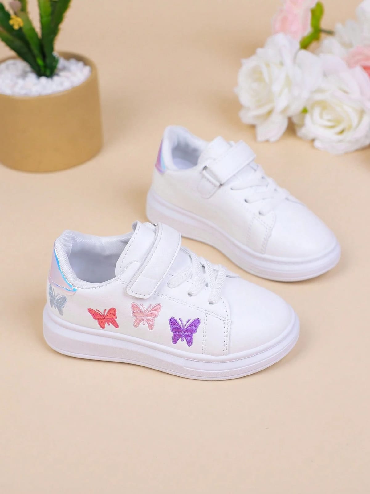 TENIS CASUAL DE NIÑA