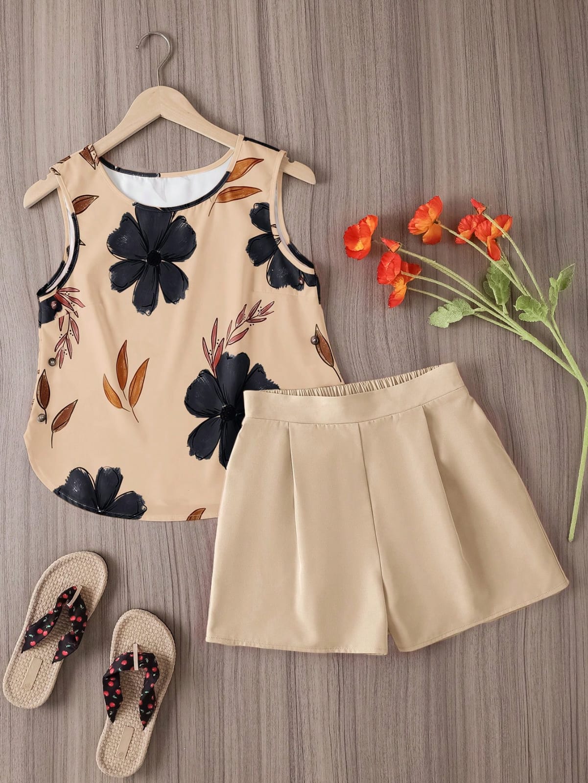 CONJUNTO DE SHORTS COLOR BEIGE