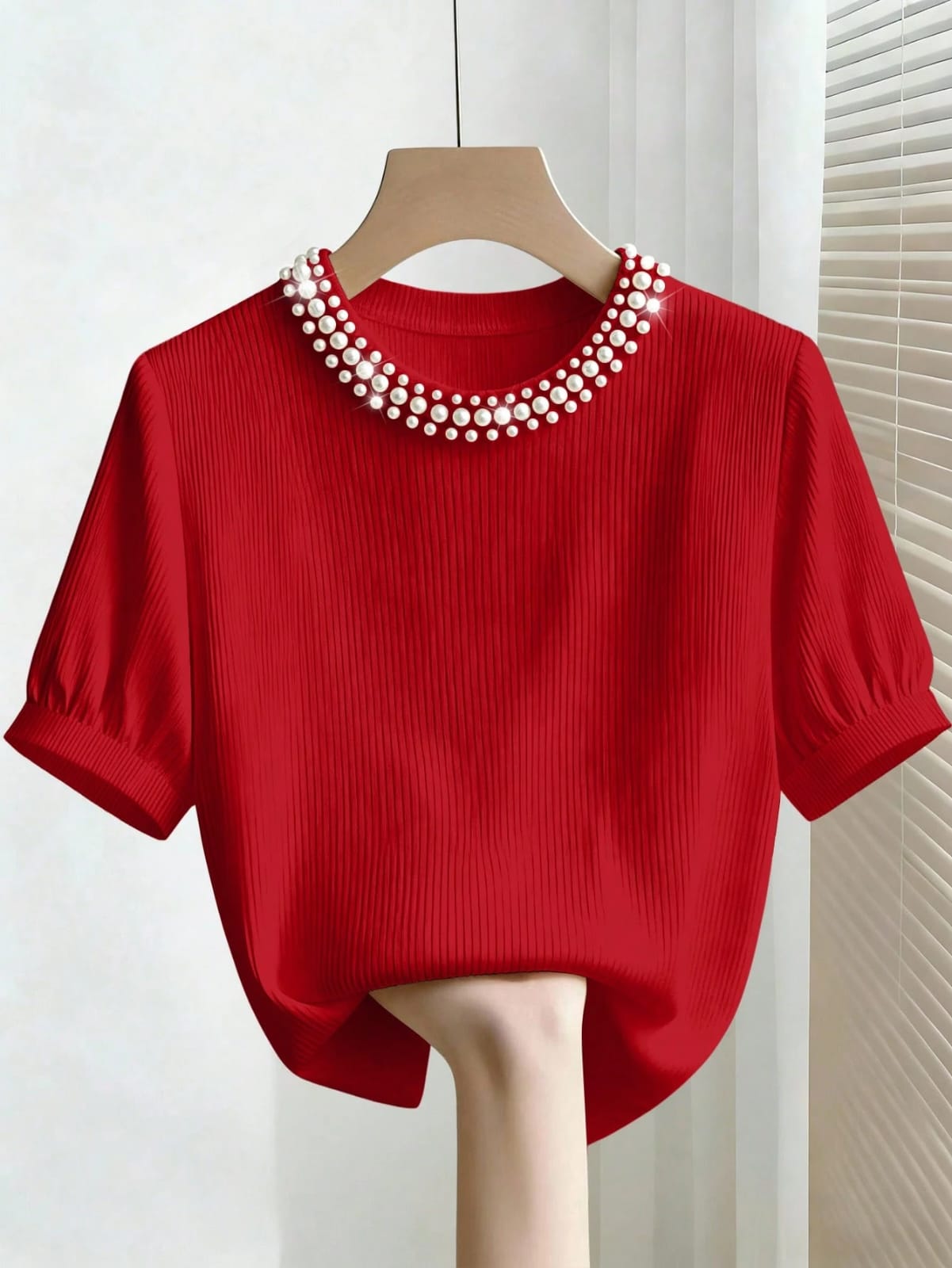 CAMISA CON PERLAS   COLOR ROJO