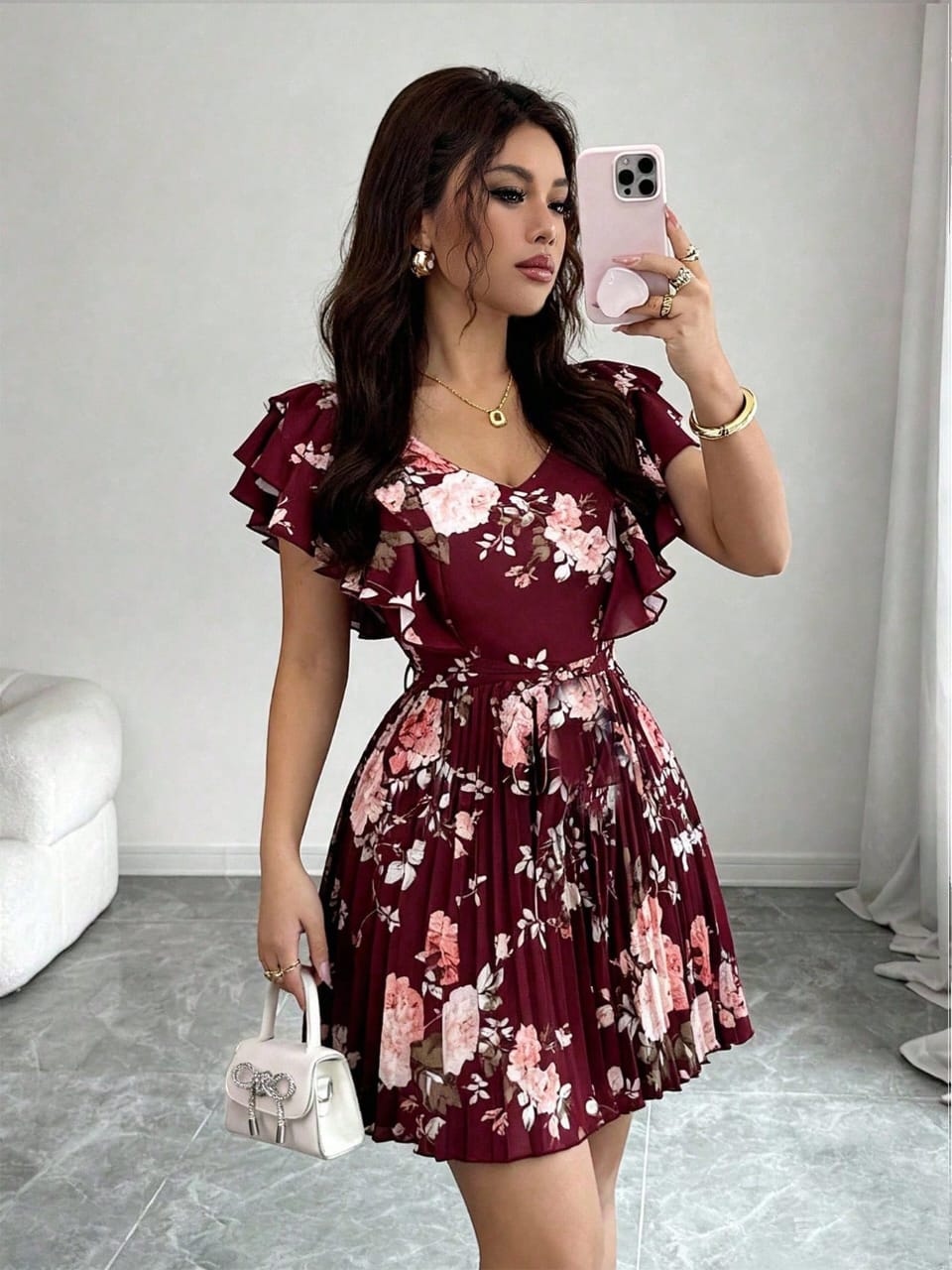 VESTIDO DE MUJER CON CUELLO V CON VOLANTES
