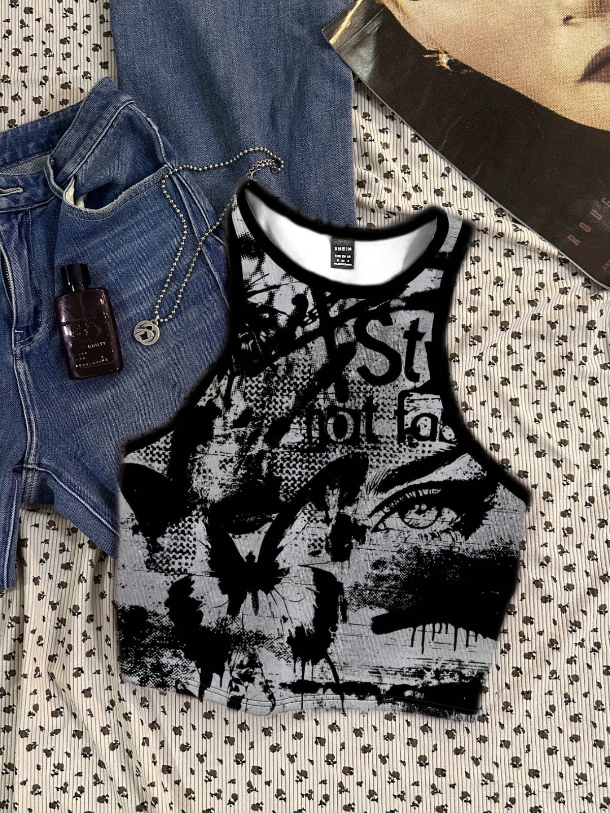 TOP DE MUJR CON TEXTURA TEÑIDA