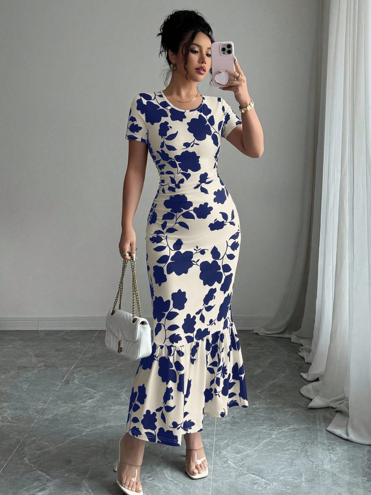 VESTIDO DE MUJER CON ESTAMPADO FLORAL