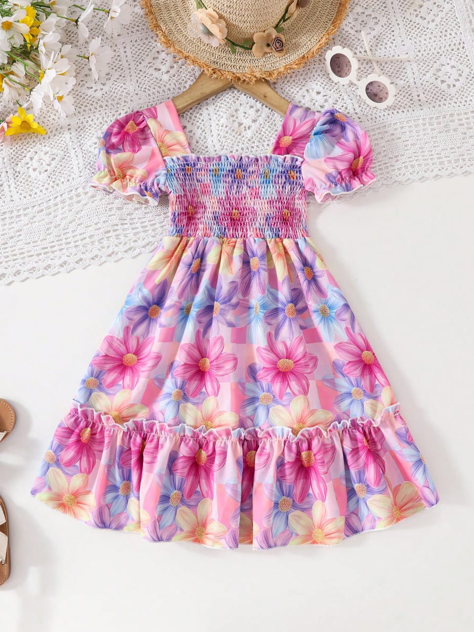 VESTIDO DE NIÑA CON ESTAMPADO FLORAL