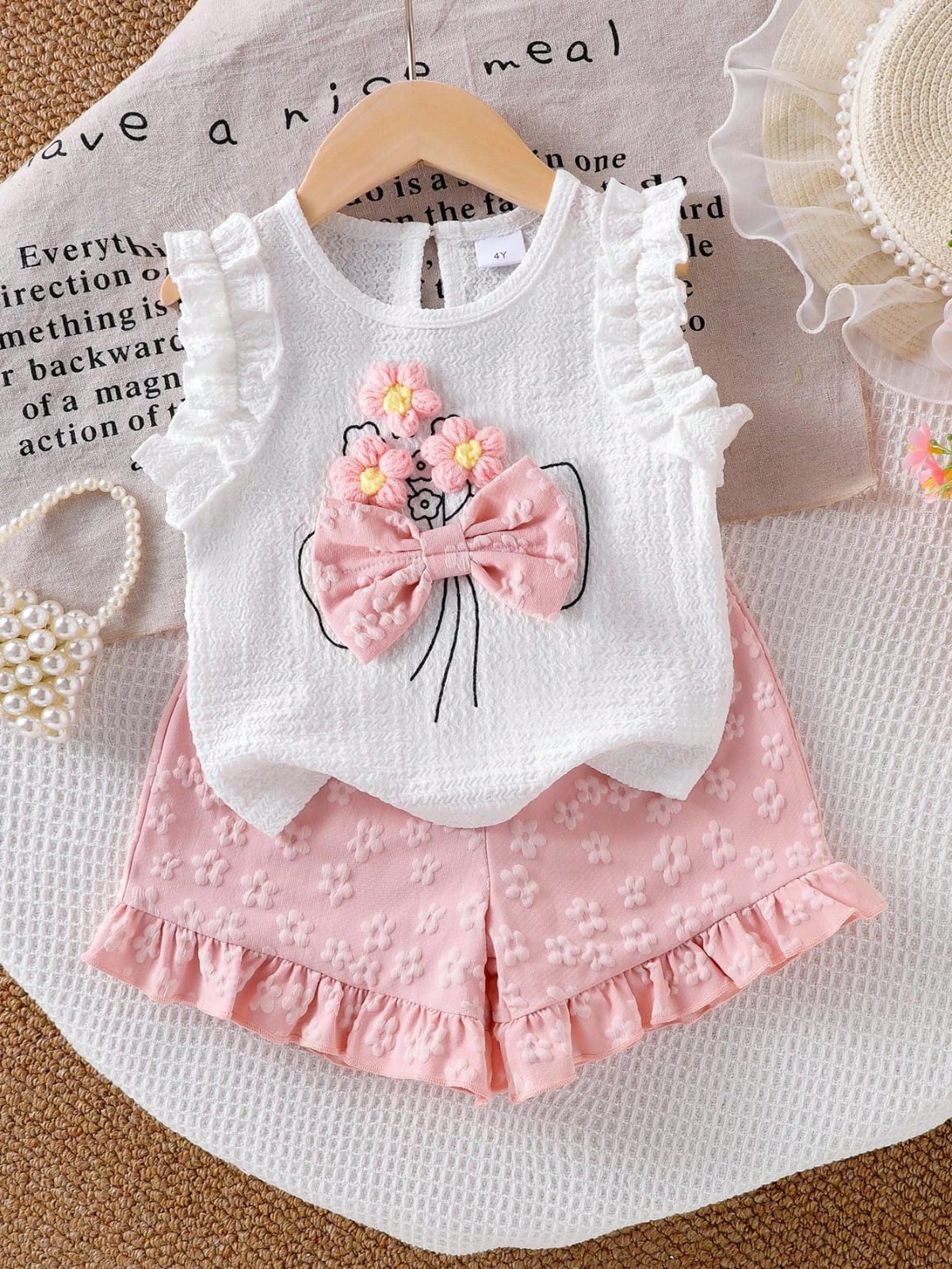 CONJUNTO DE NIÑA CHORTS Y BLUSA
