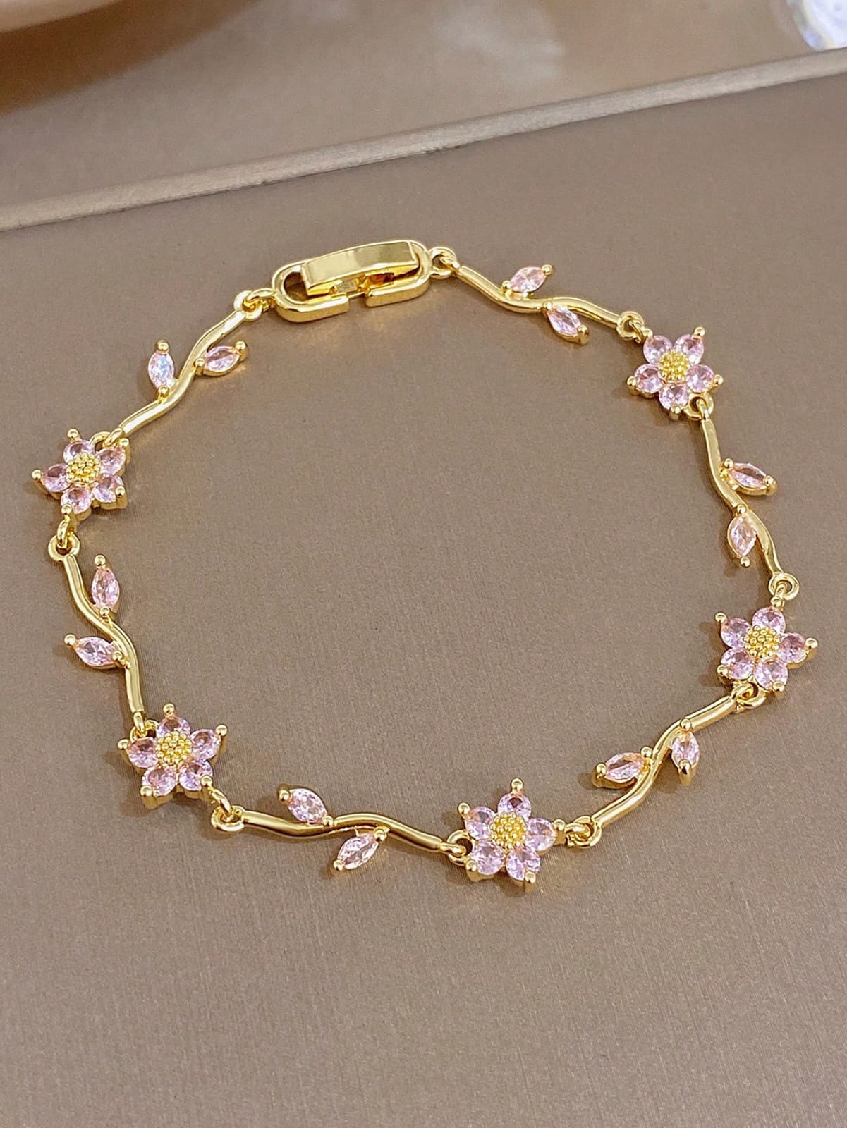 1 PULSERA CON FLOR DE CEREZO