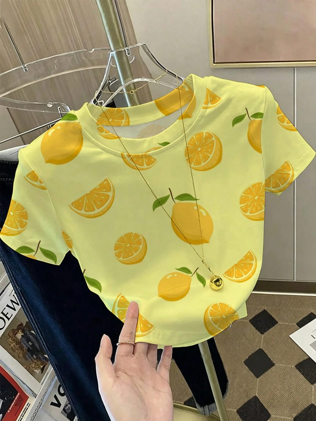 CAMISETA CORTA DE NARANJA DE MUJER