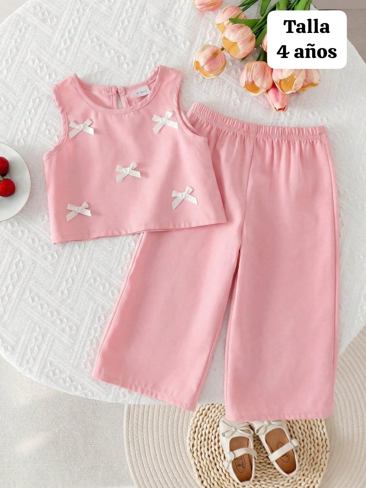 CONJUNTO DE NIÑA DE PANTALONETA