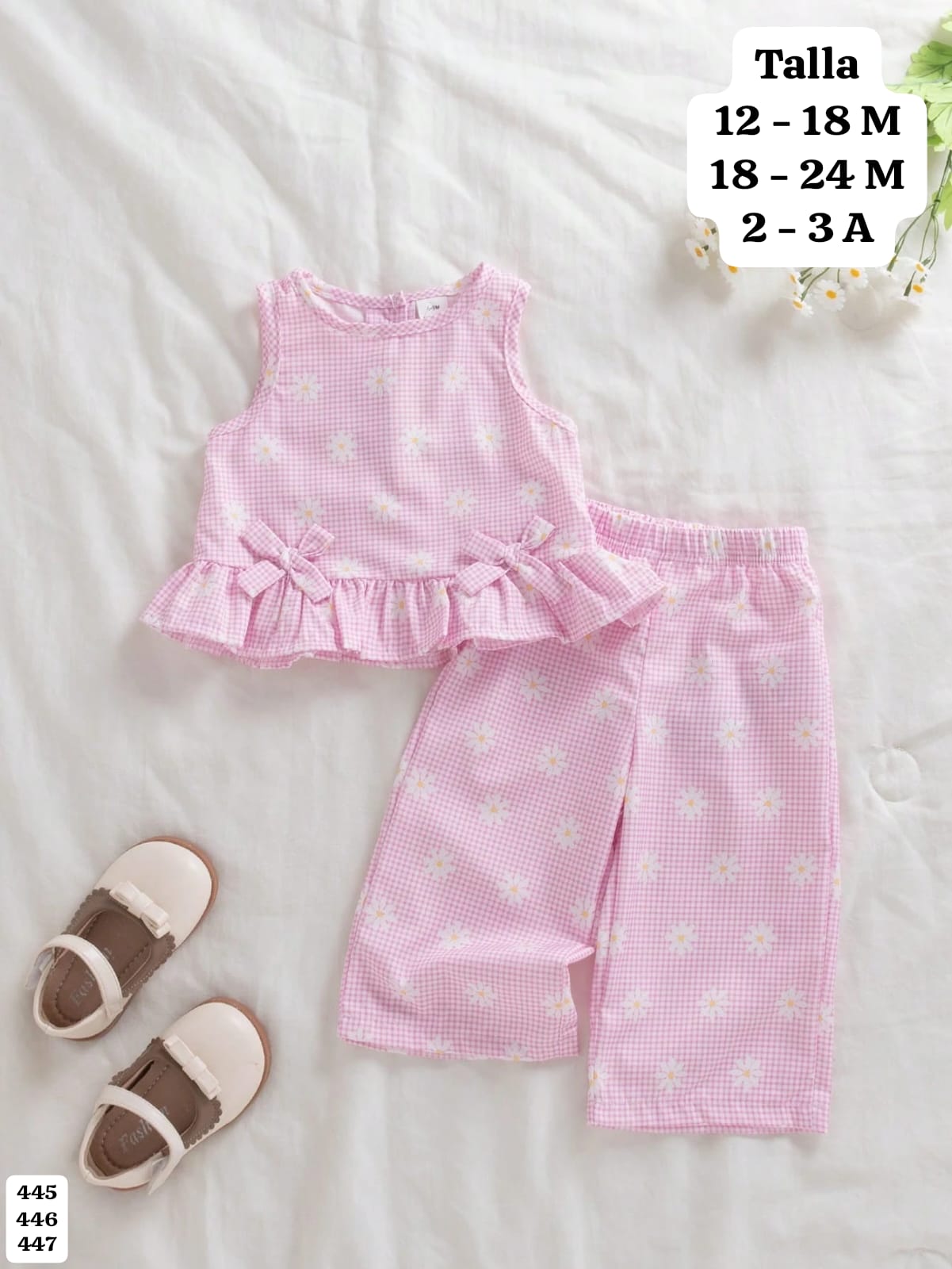 CONJUNTO DE NIÑA PANTALONETA ROSA CON FLOR