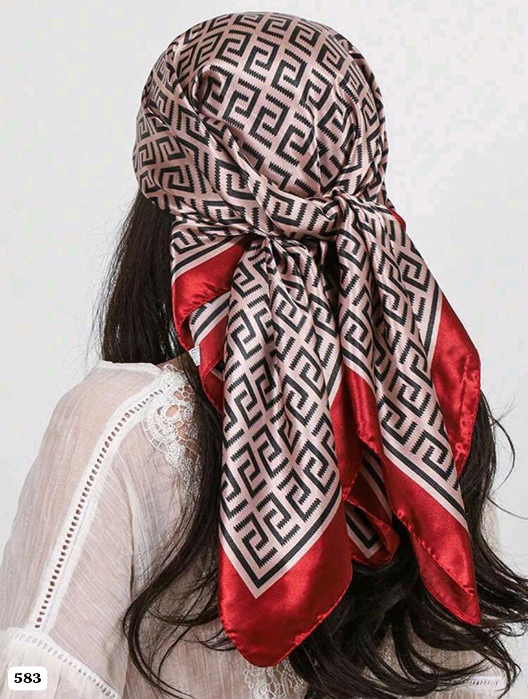 VANDANA CON ROJO