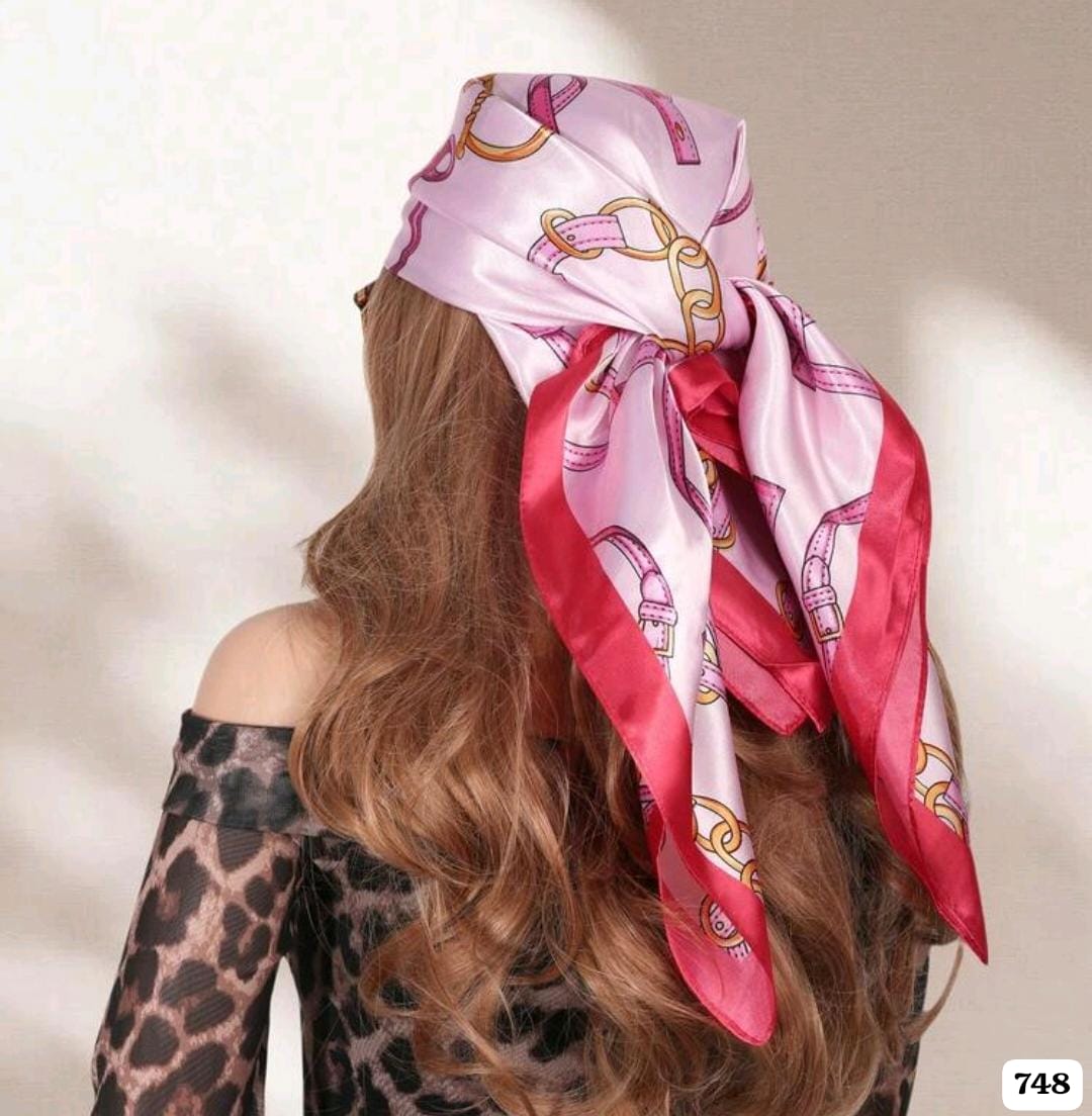 VANDANA CON BORDE ROSA