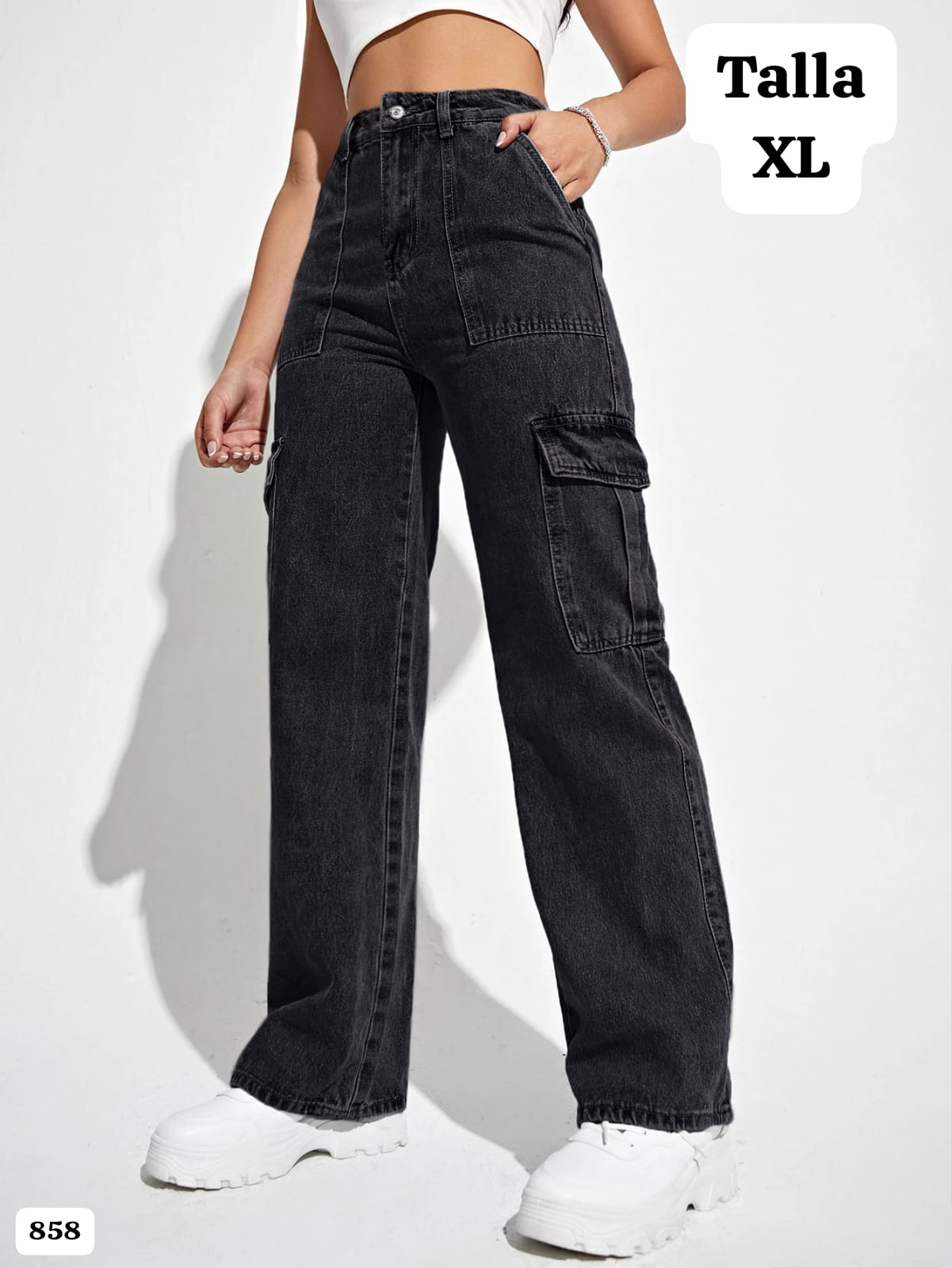 PANTALON NEGRO CARGO ANCHO DE MUJER