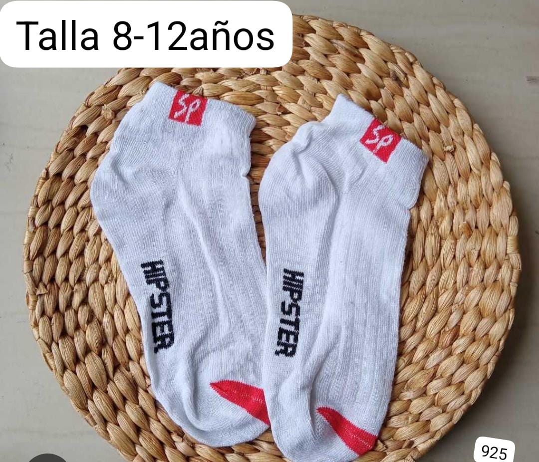 PAR DE CALCETINES BLANCOS