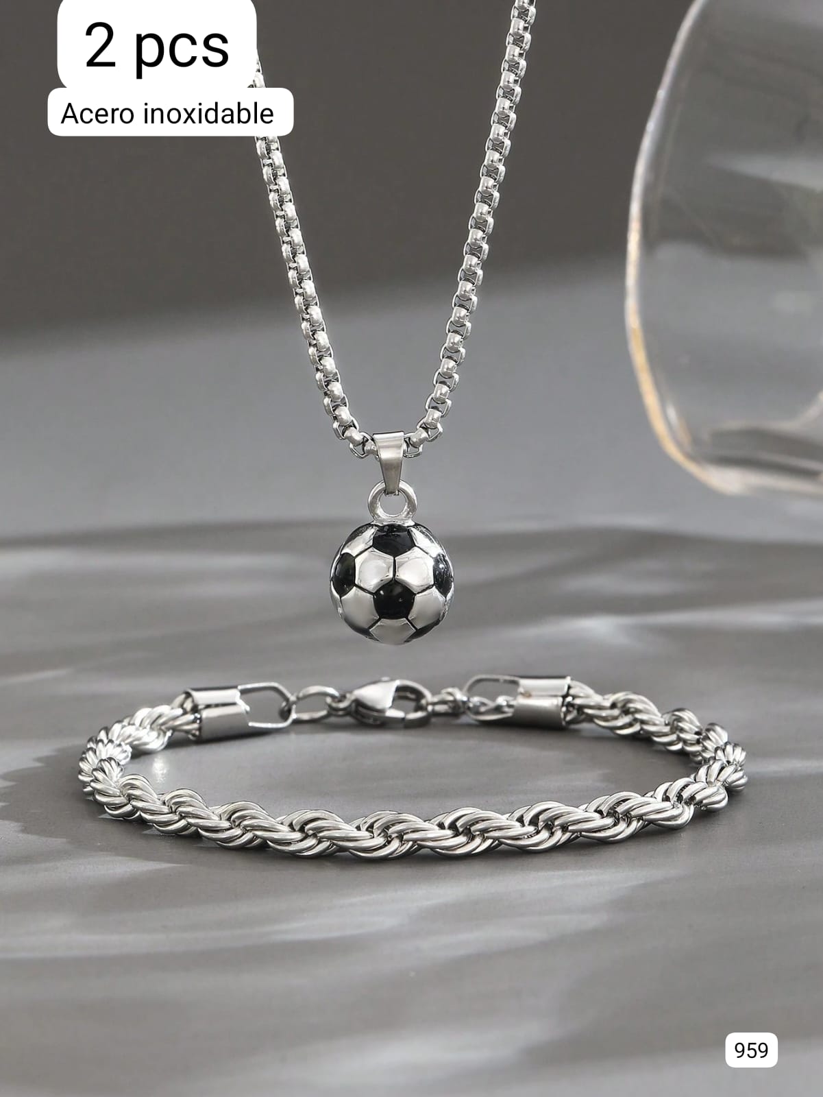CADENA CON DIJE CON PELOTA + PULSERA