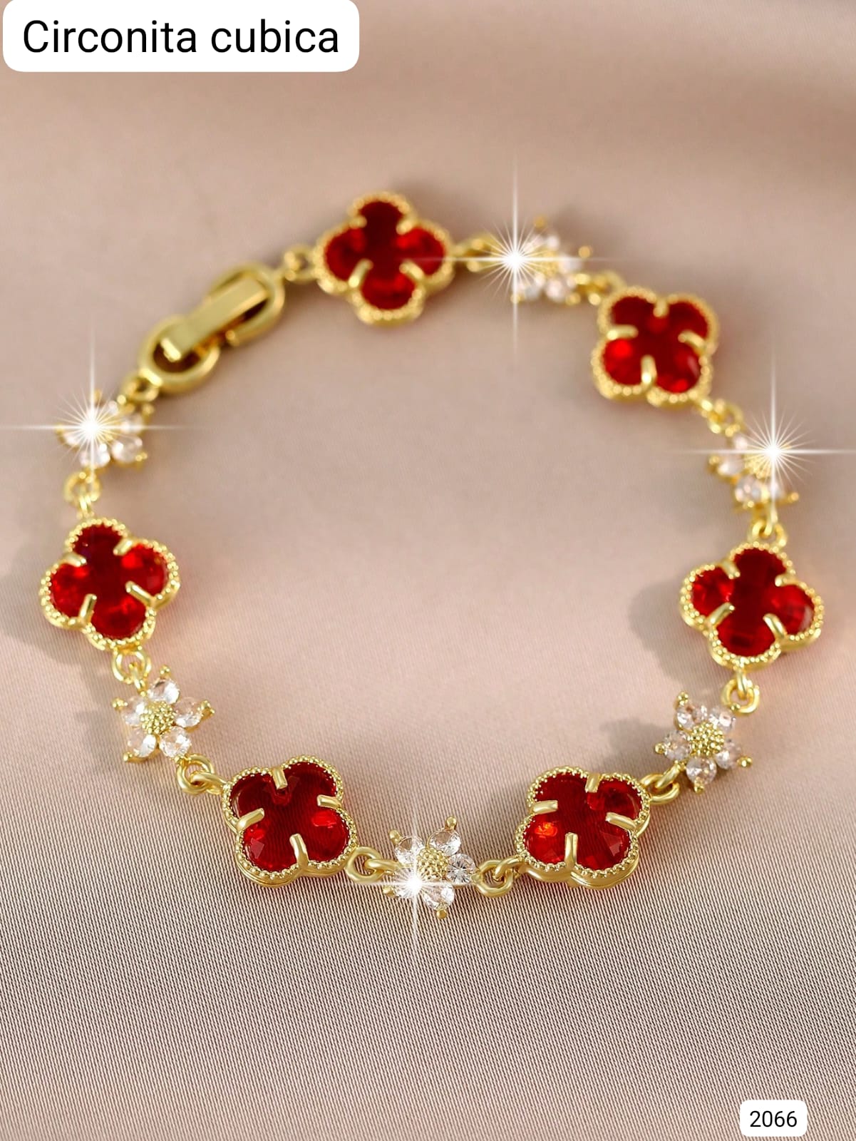 PULSERA DE TREBOL ROJO