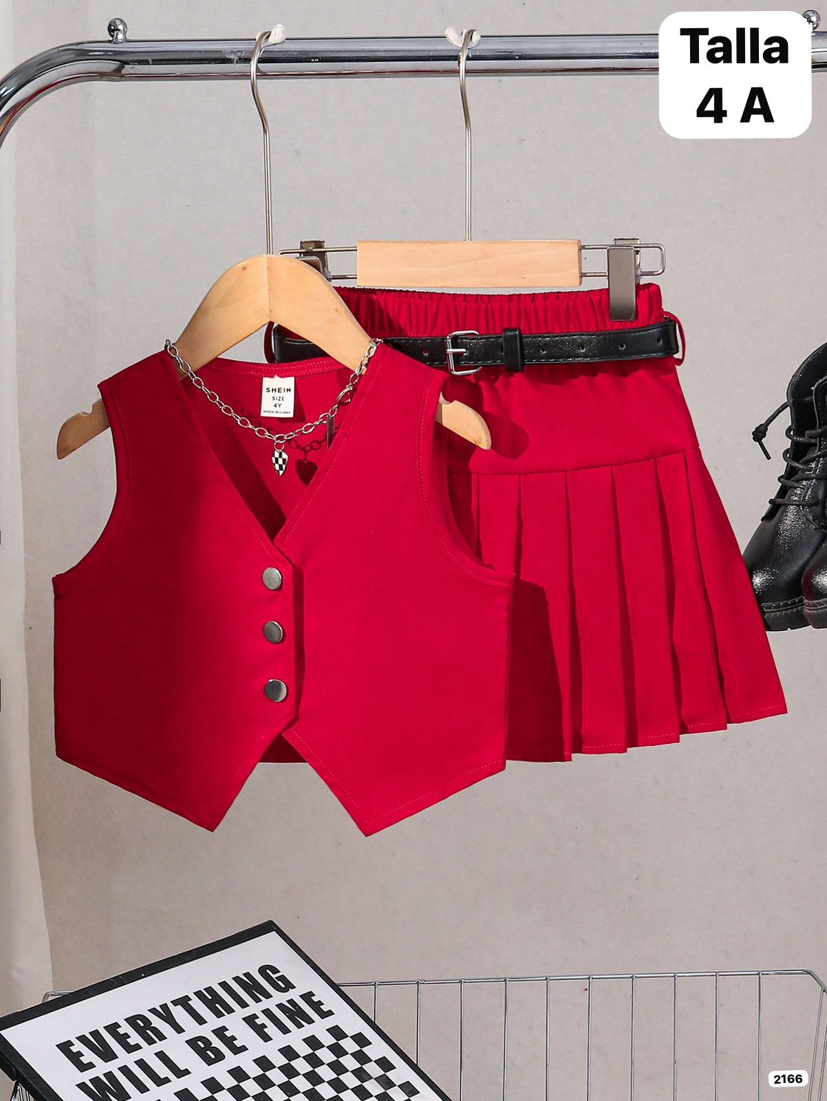 CONJUNTO ROJO DE FALDA DE NIÑA