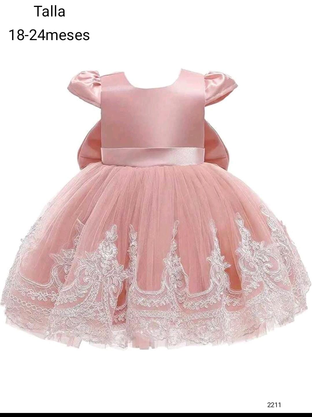 VESTIDO COLOR MAMON CON VOLUMEN DE NIÑA