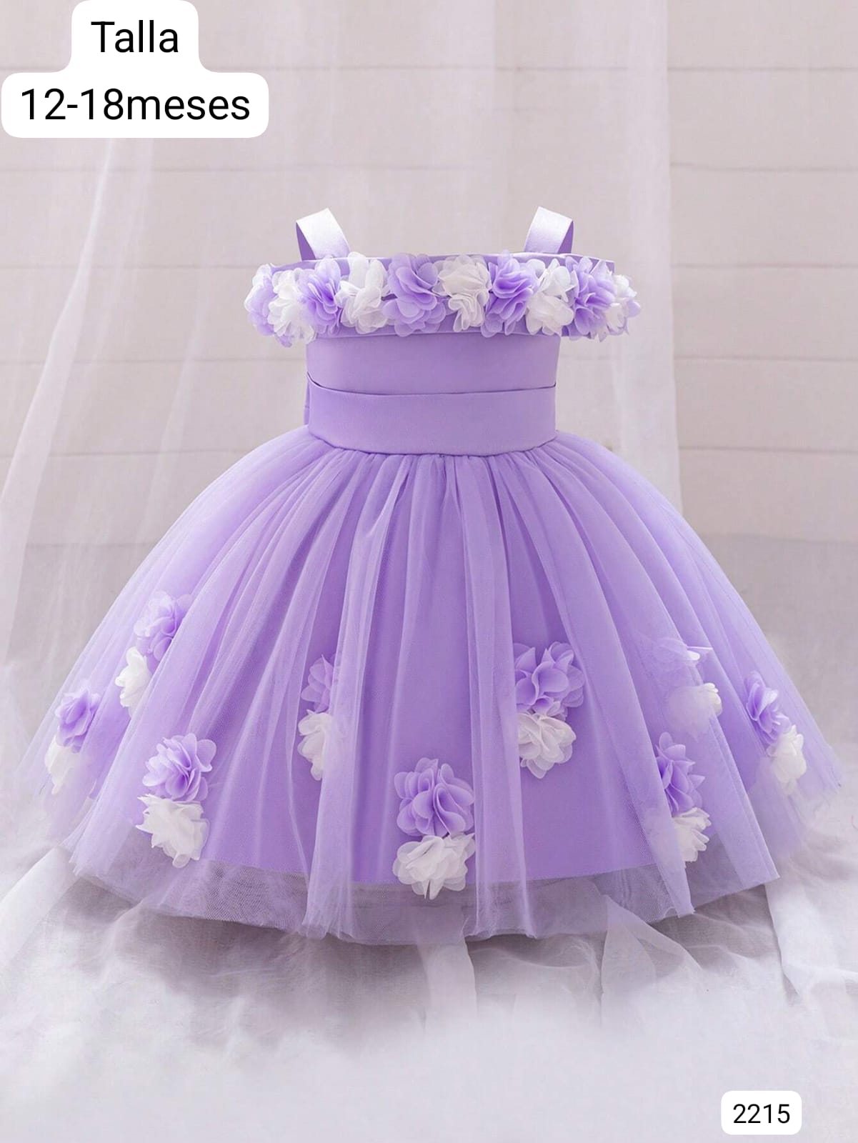 VESTIDO MORADO CON FLORES MORADAS Y BLANCAS DE NIÑA