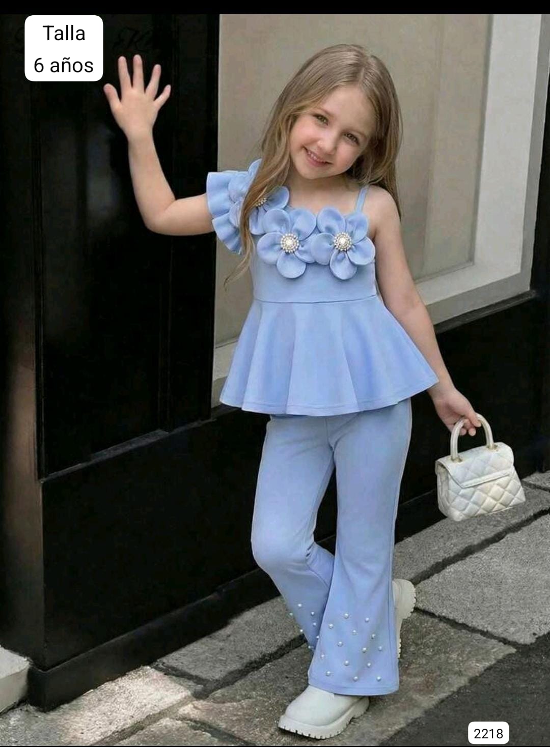 CONJUNTO CELESTE DE PANTALONETA DE NIÑA