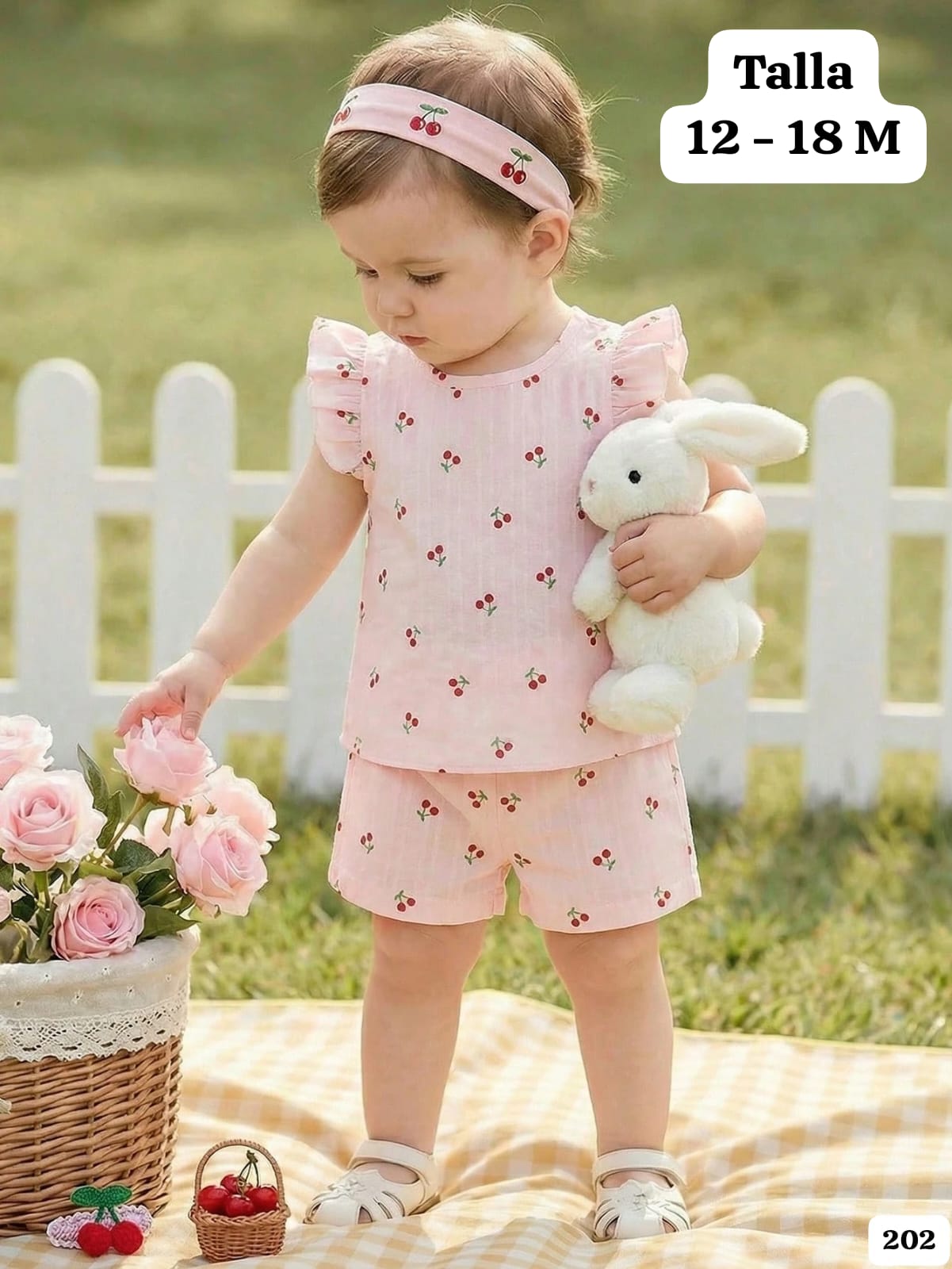 CONJUNTO DE SHORT CON CEREZAS DE NIÑA