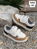 TENIS BLANCOS CON CAFÉ Y NEGRO DE NIÑO TALLA 30