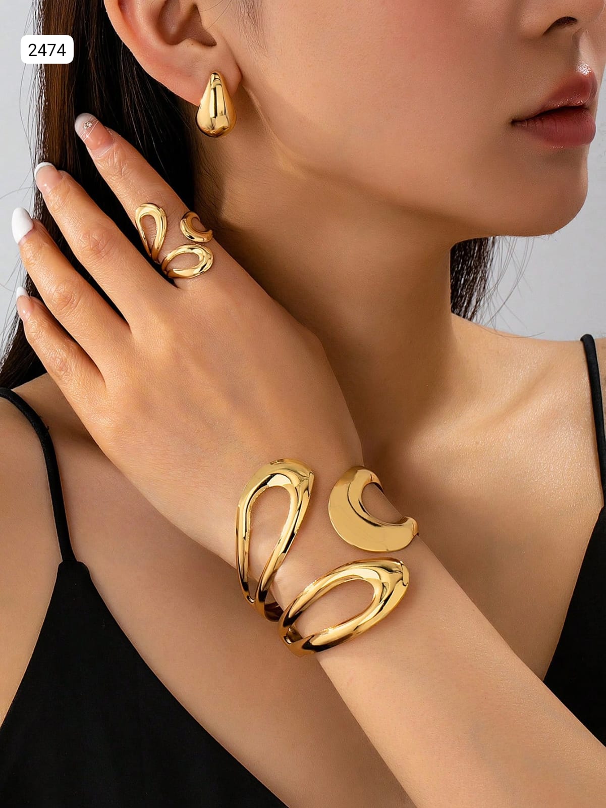 JUEGO DE PULSERA + ANILLO + ARETES