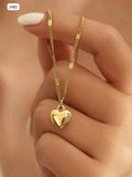 CADENA DORADA CON CORAZÒN DE DAMA