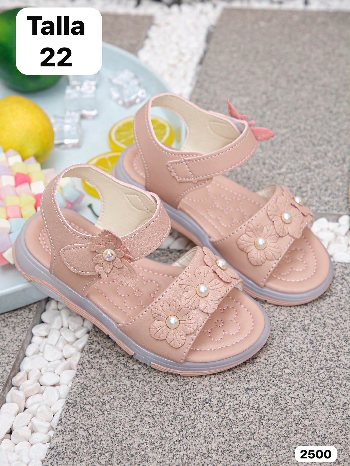 SANDALIAS ROSA VIEJA DE NIÑA