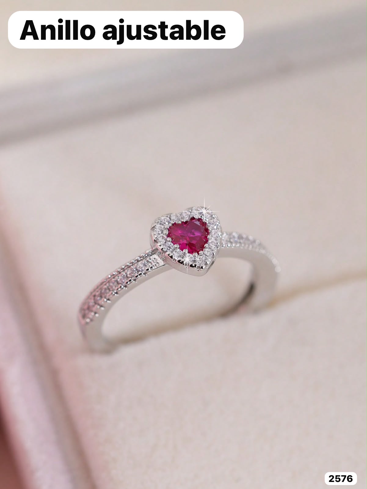 ANILLO AJUSTABLE PLATEADO CON CORAZON ROJO