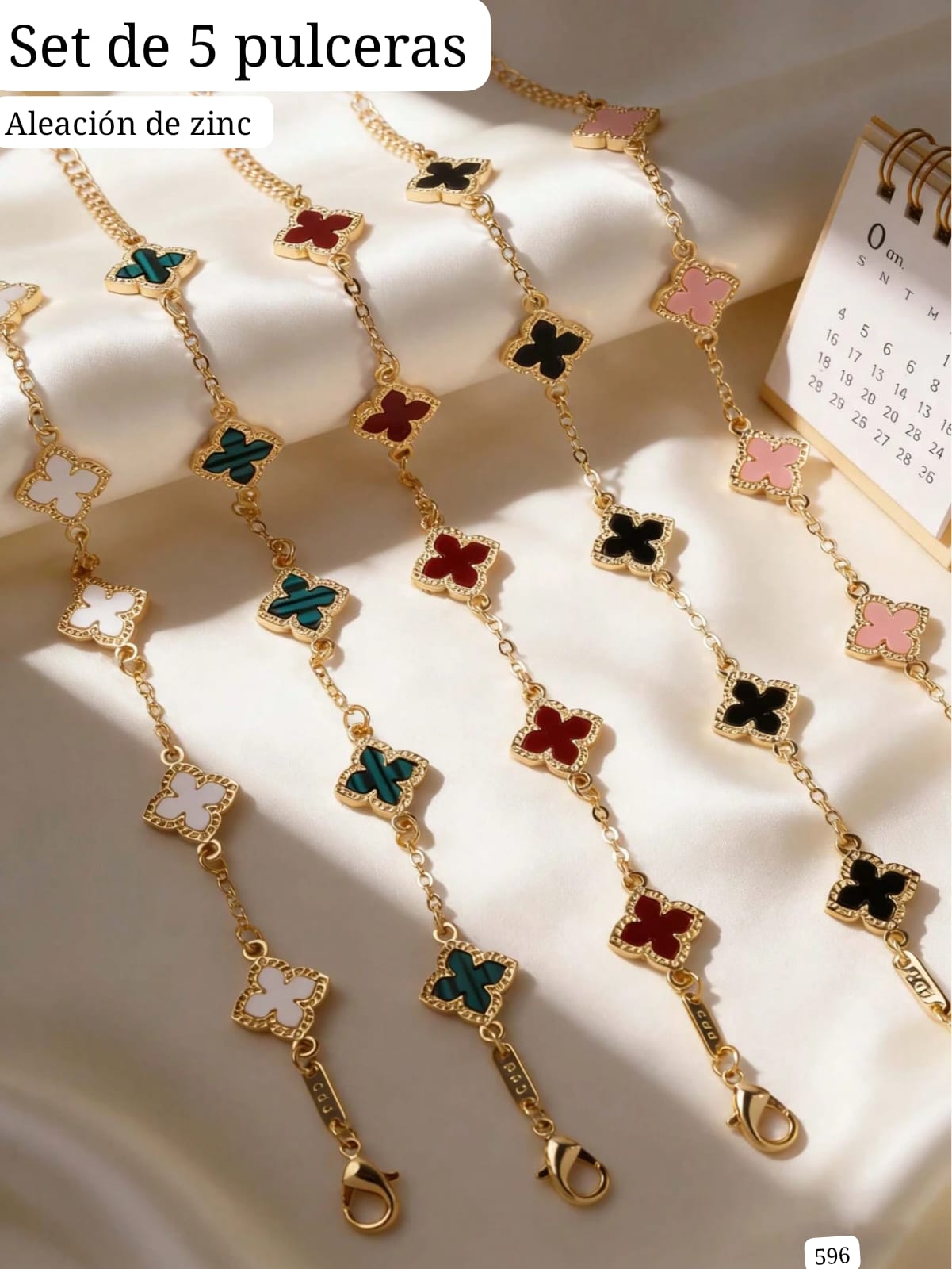 SET DE PULSERAS DE TREBOL