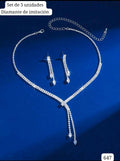 JUEGO DE COLLAR + ARETES PLATEADOS